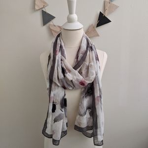 ✨ Floral Thin Scarf One Size